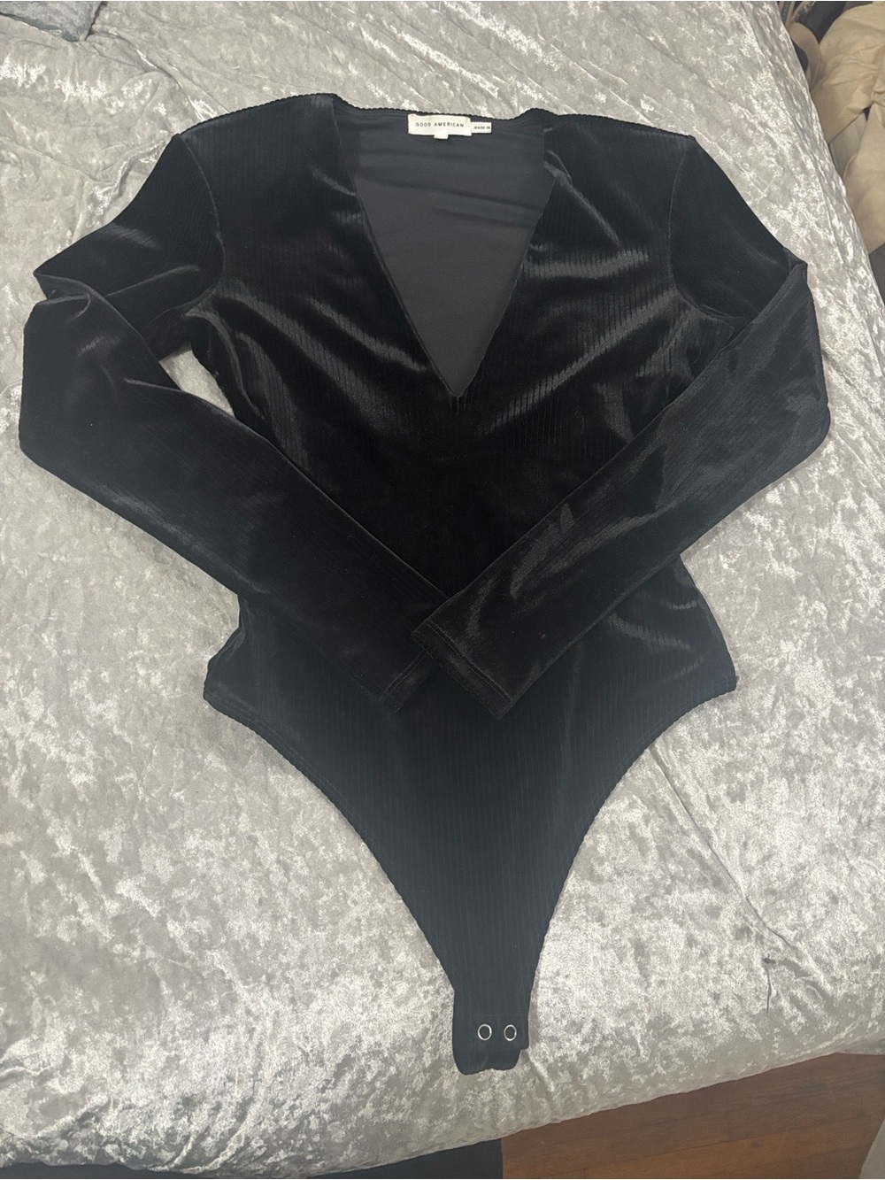 Good American Black Long-Sleeve V-Neck Bodysuit